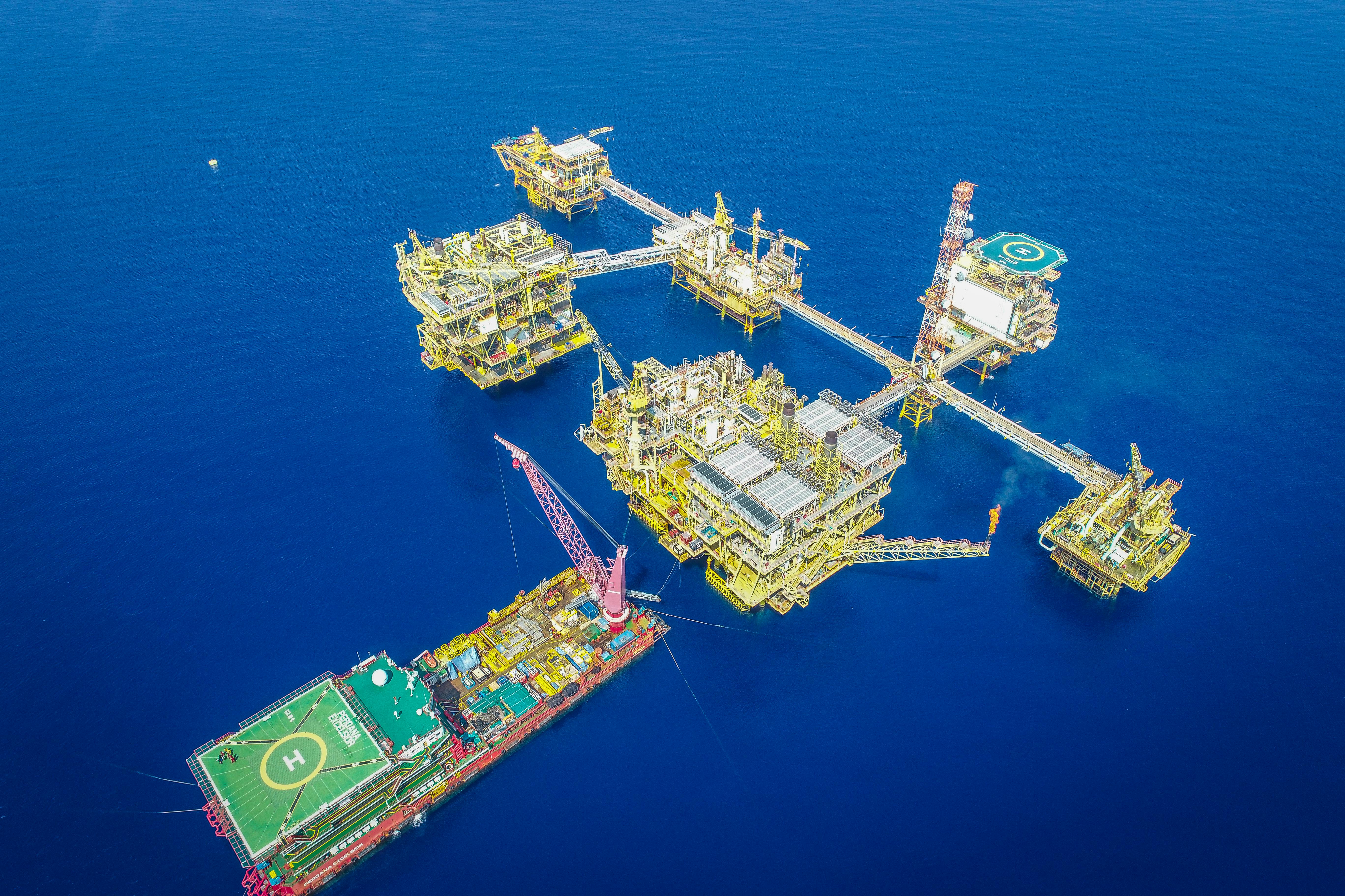 Laboratory testing equipment